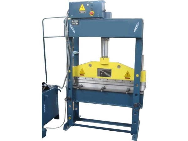 Листогибочный пресс и1424.02 Листогибочный пресс и1424.02