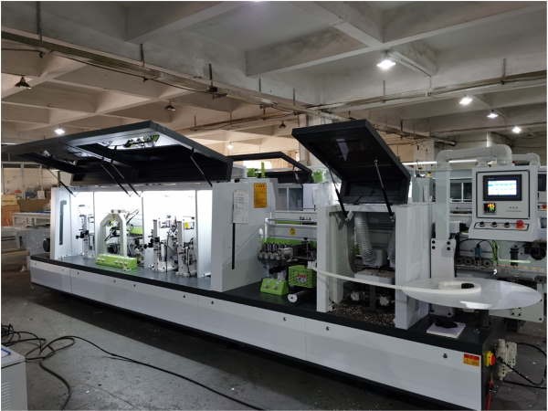 Автоматический кромкооблицовочный станок mf50f Автоматический кромкооблицовочный станок mf50f